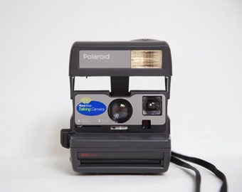 vintage 1990s Polaroid Camera "Talking Polaroid" one step instant camera --Tested & works