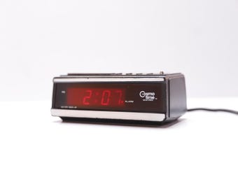 vintage 1970s 80s color block faux WOOD alarm clock bedside small stereo Sony Dream Machine -- tested and working!