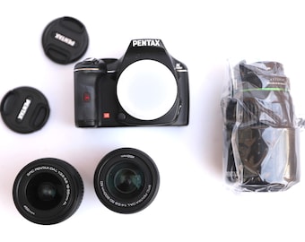 vintage 2000s PENTAX K2000 camera deadstock never used with multiple lens and extras -- Free shipping