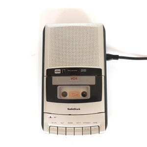 vintage 1990s CASSETTE player and recorder battery operated -- TESTED and in great condition -- FREE shipping U.S.A.