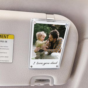 お子様からの父の日のカスタムギフト、写真入り車用バイザークリップ、お父さんへの安全運転、旦那様へのプレゼントに安全運転サンバイザークリップ、アクリル製車用アクセサリー