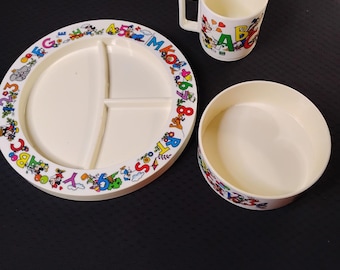 Vintage Walt Disney Superseal Plate Bowl And Cup Set -J