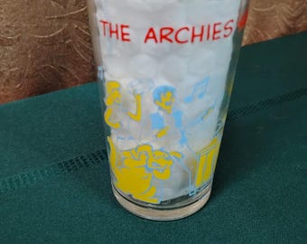 Vintage 1971 Archie Comic Publications INC 8oz Juice Glass Having a Jam -5