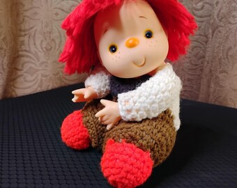 Vintage Stawberry Shortcake & Friends Crochet Handmade Blue Brown White -J