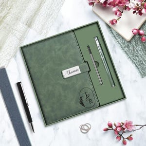Custom A5 Vegan Leather Notebook – Personalized Journal Set with Initials, Ideal Gift for Him, Father's Day, Office, or Daily Writing.