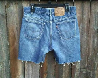 Levi's indie shorts store