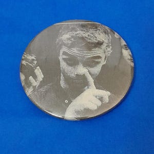 Billie Joe Button Pin / Green Day Singer / Billie Joe Armstrong / Punk Rock Band / Pop Punk / Upcycled Pin / Upcycled Button