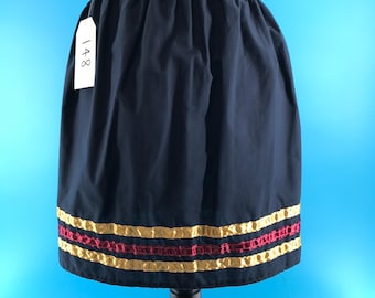 Woman’s Native Ribbon Short Skirt #148