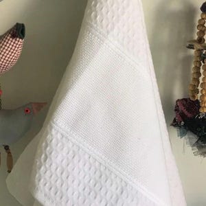 Toalla de punto de cruz BLANCA de algodón turco 16 x 23 - 14 puntos por pulgada - El precio es por UNA - No incluye patrón, hilo ni otros artículos que aparecen en la foto. imagen 4