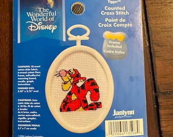 TIGGER Janlynn Mini Counted Cross Stitch Kit w/ Fabric Floss Frame 2.25 x 2.75 Oval