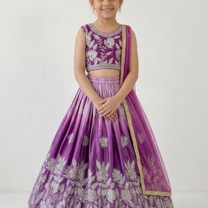 chinese dress ladies Buy Yarnefy Girls Lacha Lehenga Choli Set with Jacket | Ethnic Wear for  Kids & Teens (12-17 Years) | Floral Printed, Foil & Sequin Work