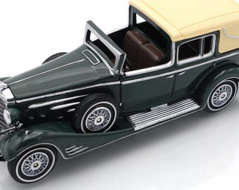 1933 Cadillac Limited Edition - Vintage Car Collectible - Antique Automobile Memorabilia - Classic Car Decor - Rare Automotive Gift - Retro