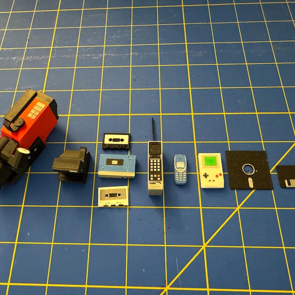 1:6 Scale Miniature 80s Tech Props, Diorama Display Set