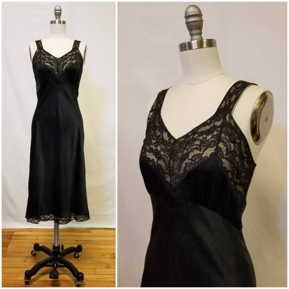 Black Silk Slip / 40s 50s Vintage Lingerie / Lace