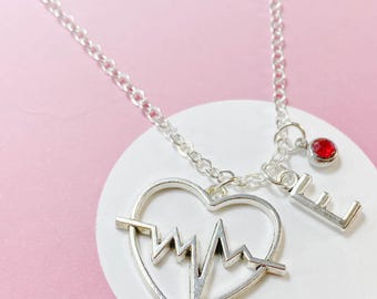 Collar de latido personalizado con inicial y piedra de nacimiento, dije en forma de corazón, regalo romántico para parejas, aniversario, San Valentín - J-AG009-25