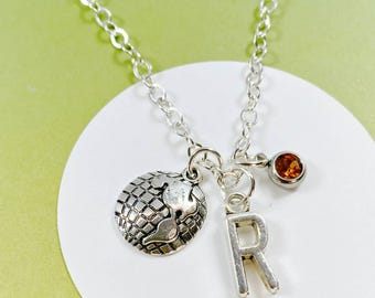 Collar personalizado con globo terráqueo, inicial y piedra de nacimiento, joyería Wanderlust, regalo para salvar el planeta, collar ambientalista - J-AG005-2