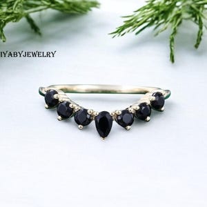 Vintage Black Onyx Wedding Ring For Women. Unique Black Onyx Engagement Ring, Art deco Black diamond Wedding Ring, Anniversary Gift For her