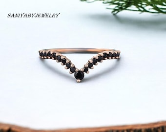 Vintage Black Onyx Wedding Ring For Women. Unique Black Onyx Engagement Ring, Art deco Black diamond Wedding Ring, Anniversary Gift For her