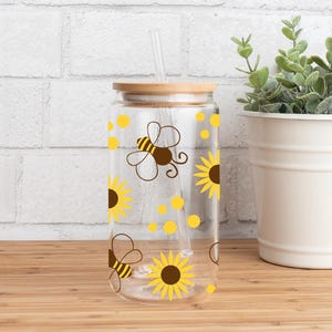 Bee and Sunflower Glass Tumbler with Bamboo Lid and Straw,  Yellow Nature Gift for Her, Cute Iced Coffee Cup for Summer or Nature Lovers