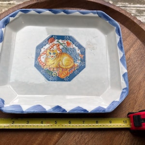 Lovely vintage cat/sewing theme ceramic plate -made in italy 10.5 X 9 IN / cat gallery wall / cat plate / cat lover