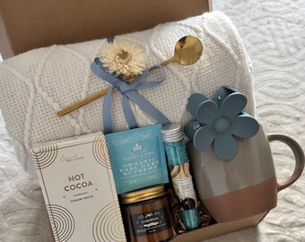 Nurse Gift Box, Nurse Appreciation Gift, Thank You Nurse Care Package, RN Gift Set, Nursing Staff Present, Hospital Nurse Box