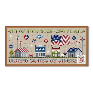 Op de afbeelding: Kruissteekontwerp met een patriottisch thema met de tekst "4th of July 2026 - 250 Years" en "United States of America". Het ontwerp bevat huizen, een Amerikaanse vlag en andere patriottische symbolen.