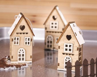 Adorno colgante de casa de madera / Decoración creativa para el hogar y regalo festivo