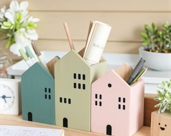Portalápices de madera con forma de casa de dibujos animados: organizador de escritorio para estudiantes, oficinas y almacenamiento de maquillaje