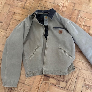 J97 Carhartt Plaid Cream Detroit Jacket