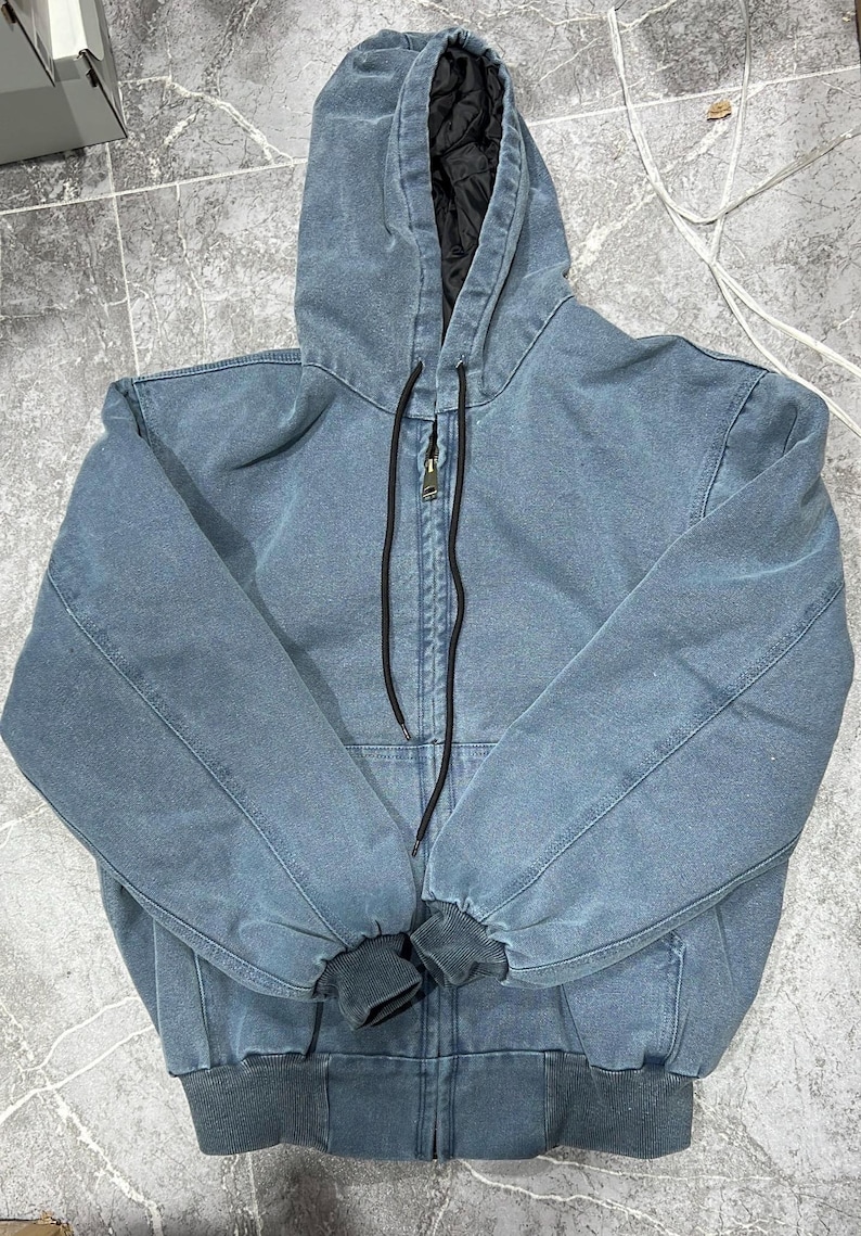 Carhartt Classic J130 WIP OG Oversized Jacke in Faded Blue Bild 1