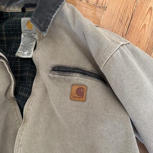 Second Hand J97 Carhartt Plaid Detroit Jacket - L
