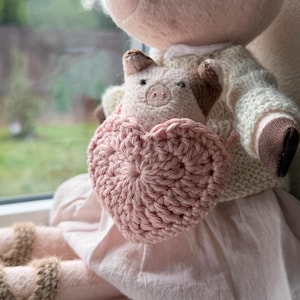 Heart Critter Bag made for 13"-14" Soft Dolls: Petal