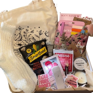 Blind Date with a Book Box: Cozy Reader Gift Set