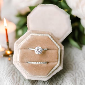 Scatola per Anelli da Matrimonio in Velluto Personalizzata, Ottagonale 1/2/3 Slot, Decorazione Moderna, Porta Anelli Personalizzato