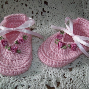 Pink & Pink Rose Bud BALLET SLIPPERS Satin Ribbon Hand Crochet Baby Girl Booties