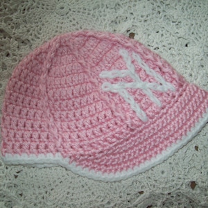 NY YANKEES METS Baseball Crochet Hat w Brim for Infant Girl Girly Pink White Unique Baby Shower Gift for New York Fan Cute Year Round Wear