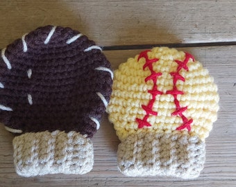 Virkade softbollvantar med foto, nyfödda spädbarn, LÄGG TILL PERSONLIGA INITIALER, unik babyshower-present till softbollfan
