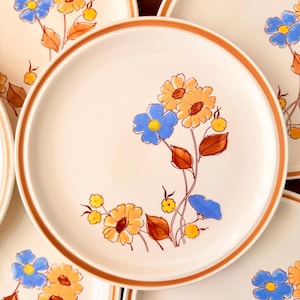 Vintage Forma-Stone Teresita Jose Dinner Plates, Hand Decorated Stoneware - Floral Dinner Plates 10.25” (SEE DESCRIPTION BELLOW)