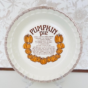 Vintage Pumpkin Pie Plate – Royal China Jeannette USA – Recipe Pie Dish – Autumn Kitchen Decor – Brown & Orange Retro Bakeware