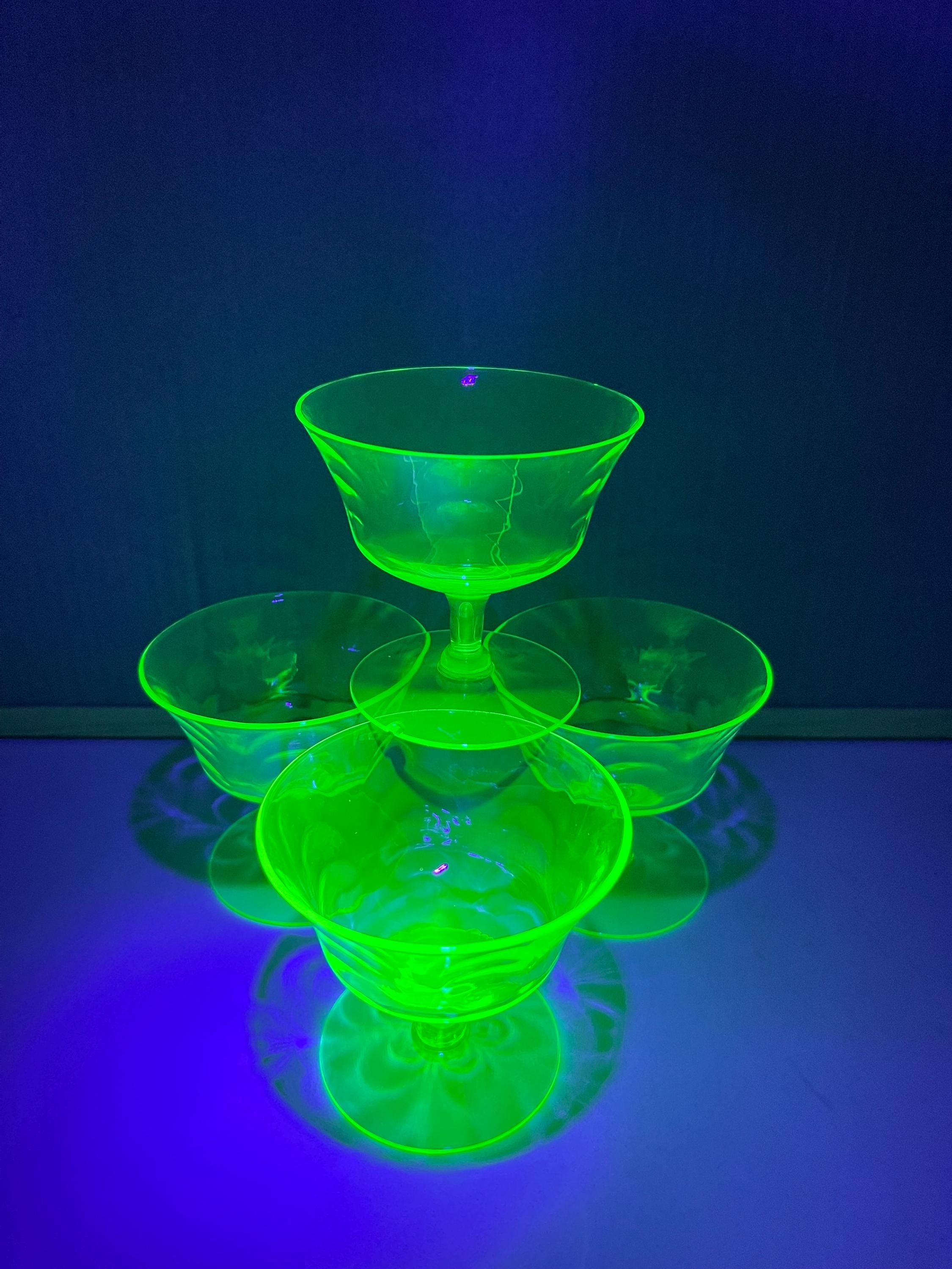 Uranium glass antique glasses - Etsy 日本 Uranium glass antique glasses - Etsy 日本