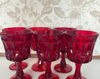 Occhiali vintage Anchor Hocking color rosso rubino