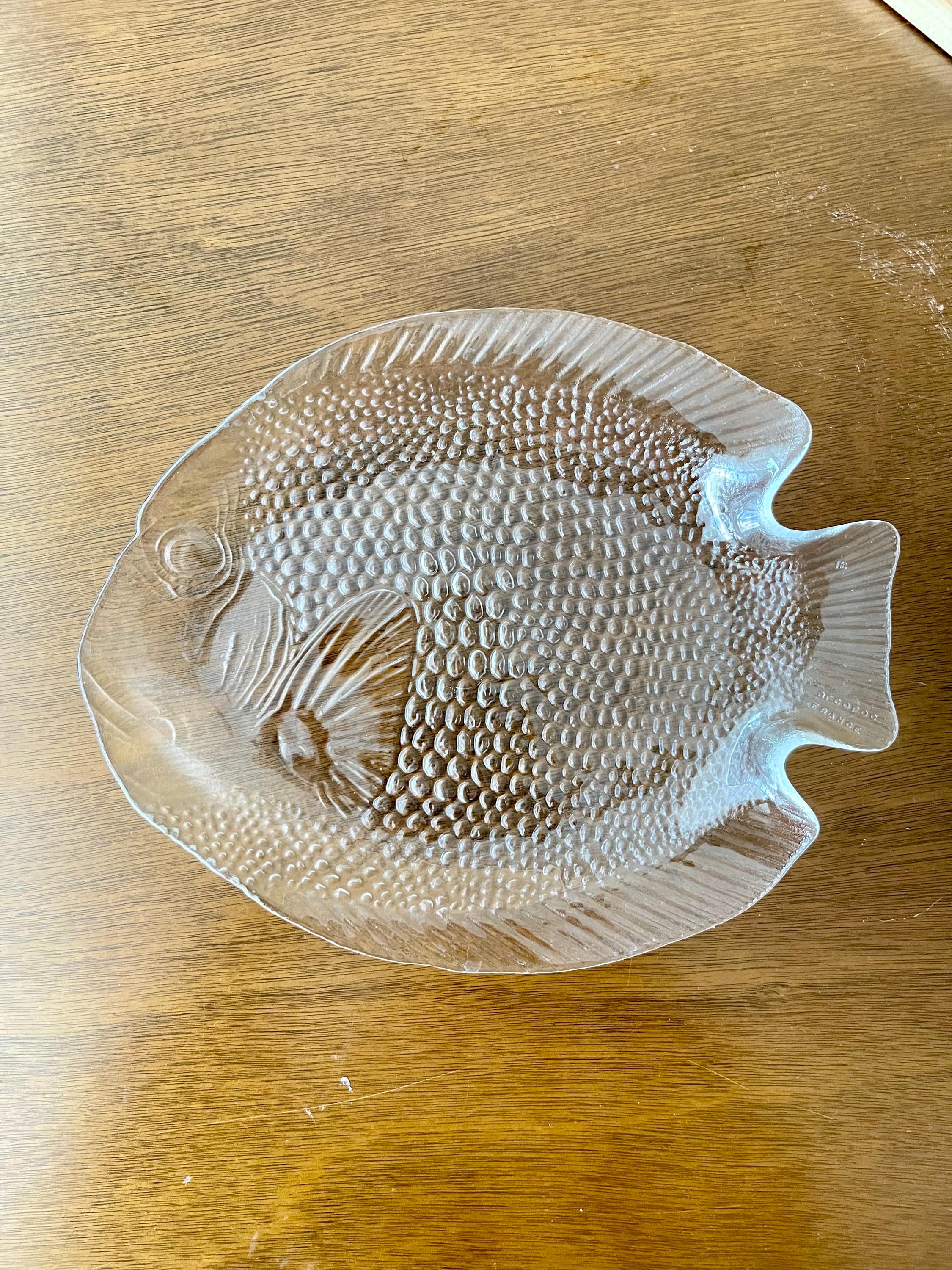 Arcoroc fish plates - Etsy 日本