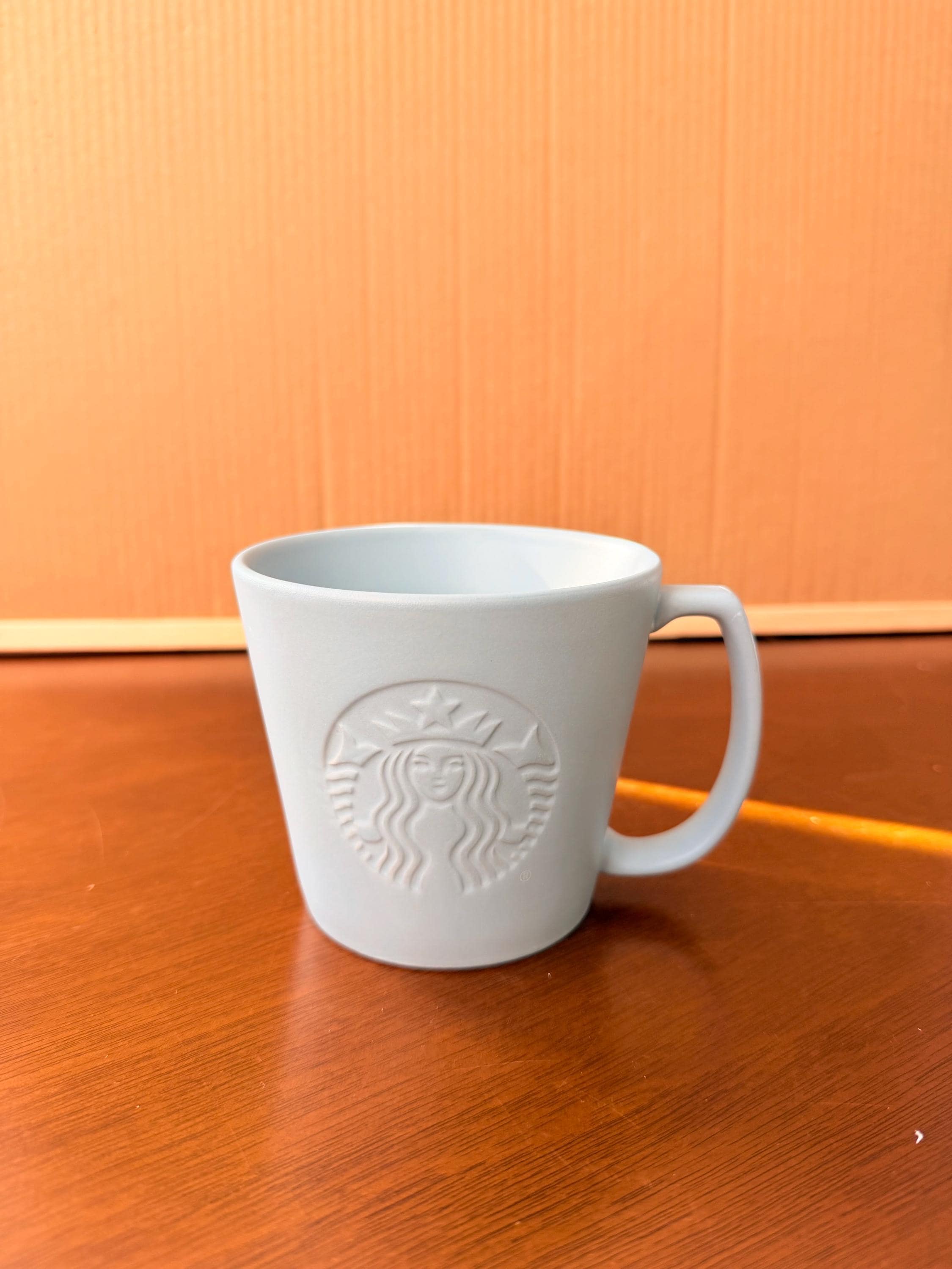 Tasse à Café Starbucks 237 Ml – Céramique Blanche Et Bleue, Style Minimaliste (occasion)