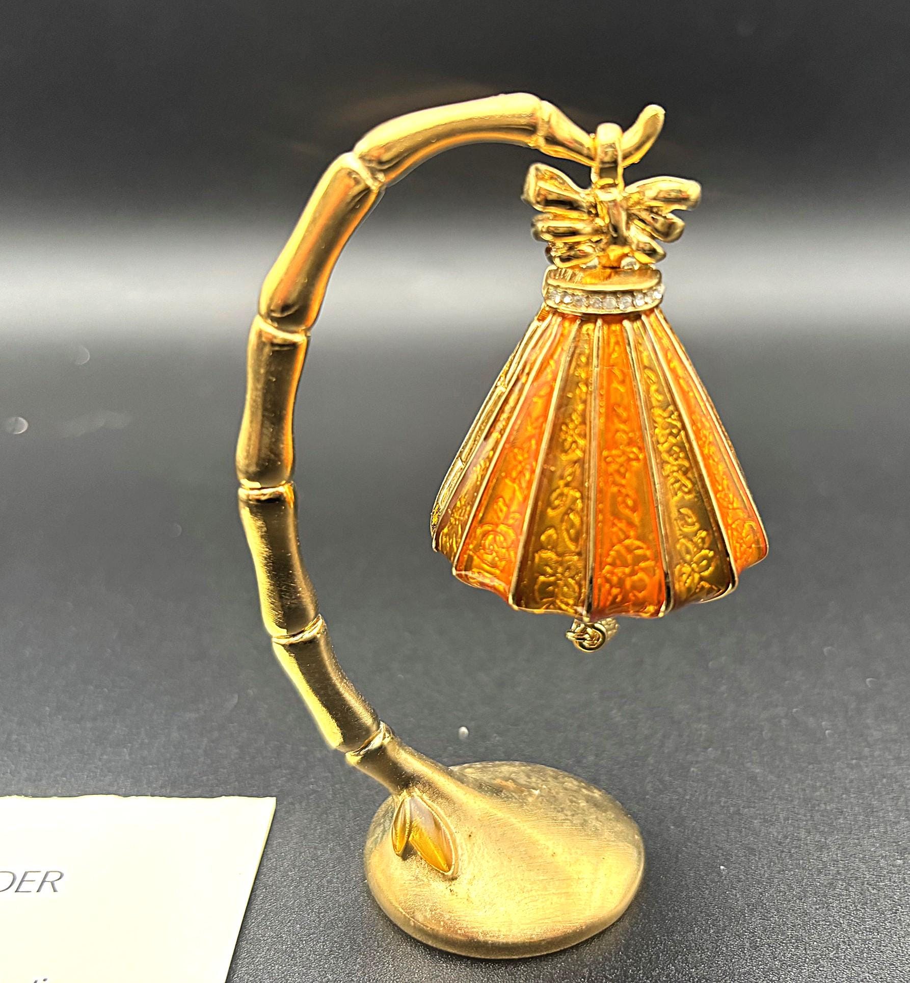 希少・美品ESTEE LAUDER2005 インテュイション ラッキーランタン Estee Lauder 