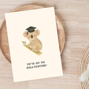 Cartão de formatura para impressão, cartão engraçado com trocadilho de coala, cartão de felicitações com animais fofos, 2 tamanhos 5x7, 4x6 polegadas, JPEG, PDF