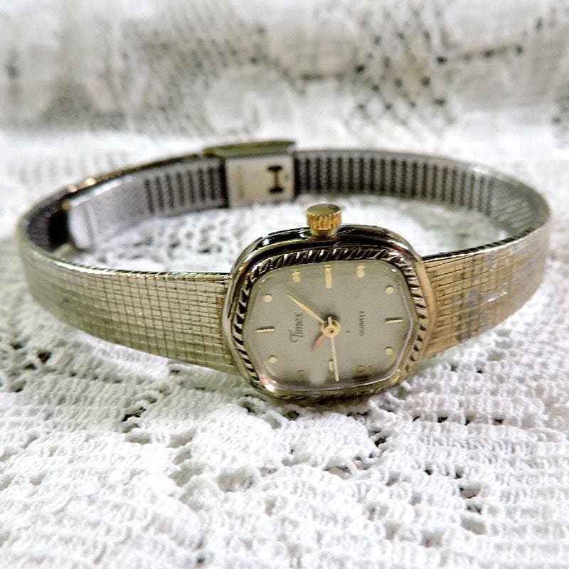 Ladies Vintage Timex Hexagon Quartz Watch c1970s