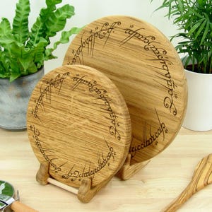 Hand made solid Oak Ring of Power inscription engraved chopping board - Lord of the Rings gift by Life UK