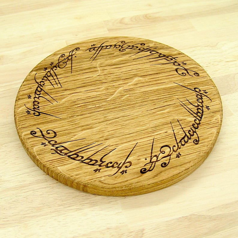 Hand made solid Oak Ring of Power inscription engraved chopping board - Lord of the Rings gift by Life UK