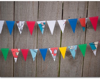 Dr. Seuss Mini Bunting - 9 feet - Choose from The Cat in the Hat or Green Eggs & Ham - Dr. Suess - Ready to ship
