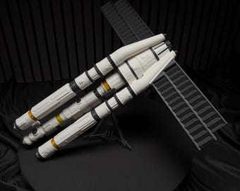 Project Hail Mary Spaceship Model, Large Sci-Fi Display Replica, Custom Color Collector Decor